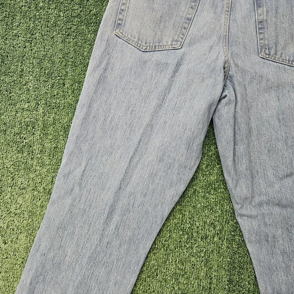 Red Head Jeans Mens 38 x 32 Light Wash Distressed Pockets Classic 100% Cotton